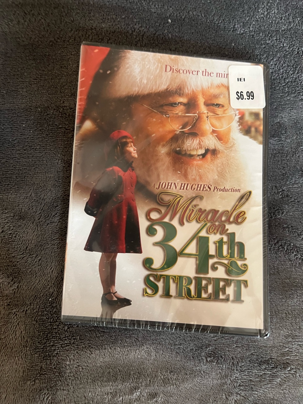 Miracle on 34th Street Holiday DVD New Sealed Wrapped. Holiday Movie.